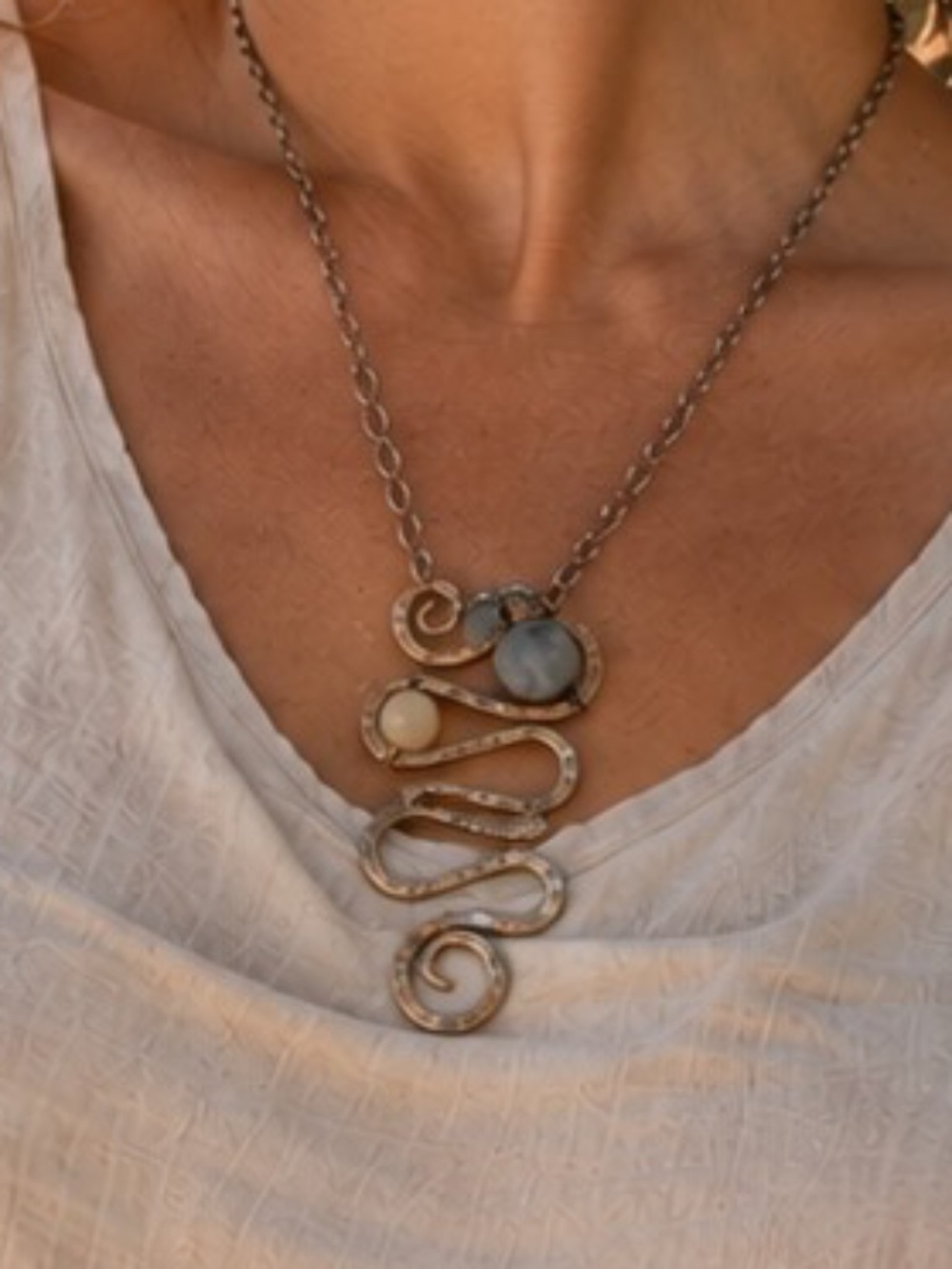 Handmade Wirework Necklace Agate Mother of Pearl Aluminum 24" Chain